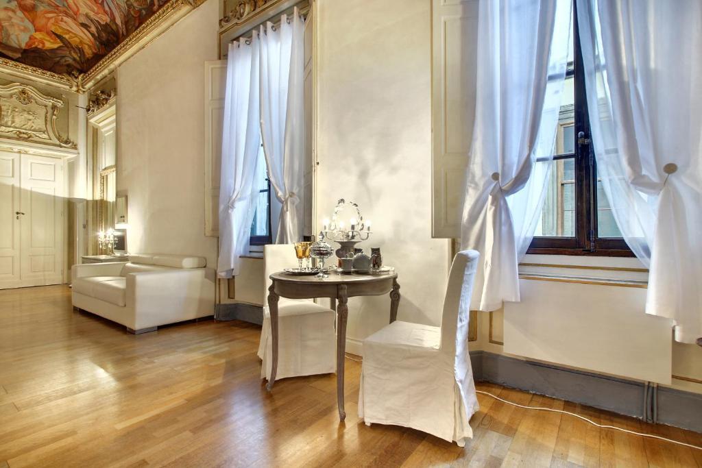 Palazzo Tolomei - Residenza D'Epoca Florencia Habitación foto