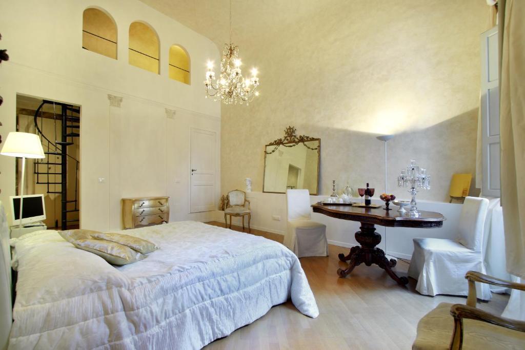 Palazzo Tolomei - Residenza D'Epoca Florencia Habitación foto